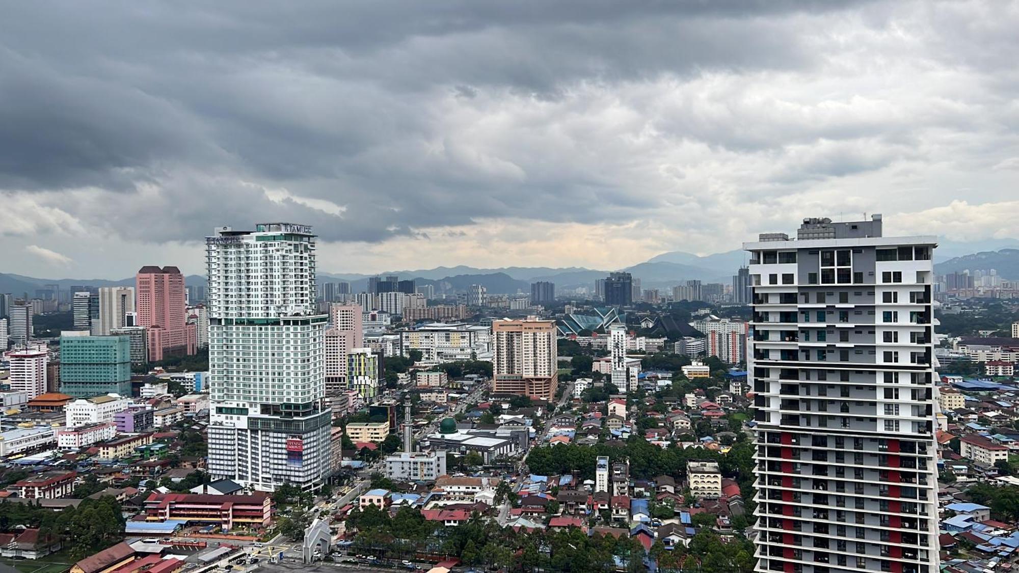Mercu Summer Suites Klcc By Sweet Home Kuala Lumpur Ngoại thất bức ảnh